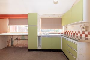 Kitchen diner- click for photo gallery